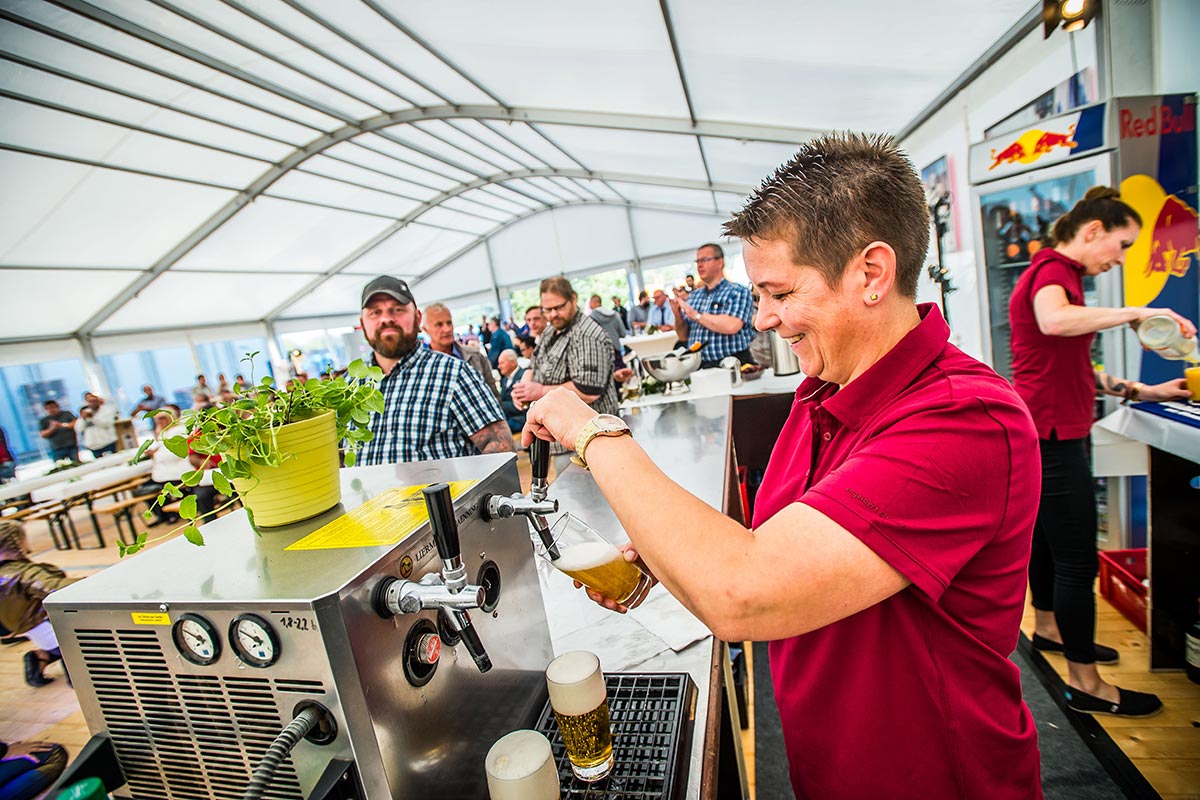 Cateringservice Getränke Bar Theke Indoor Outdoor